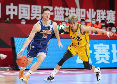 CBA-深圳7人上双126-95送天津8连败 沈梓捷9中8砍23+13+4帽