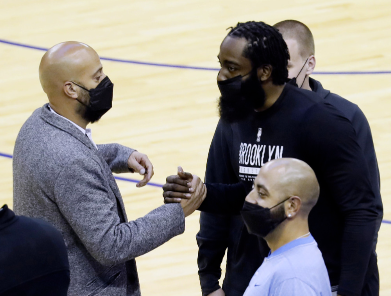 NBA前瞻：庄神湖人首秀遭遇字母哥 哈登欲横扫旧主火箭