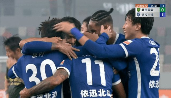 中超-武汉三镇2-0北京国安重返榜首 邓涵文破门埃德米尔森点射